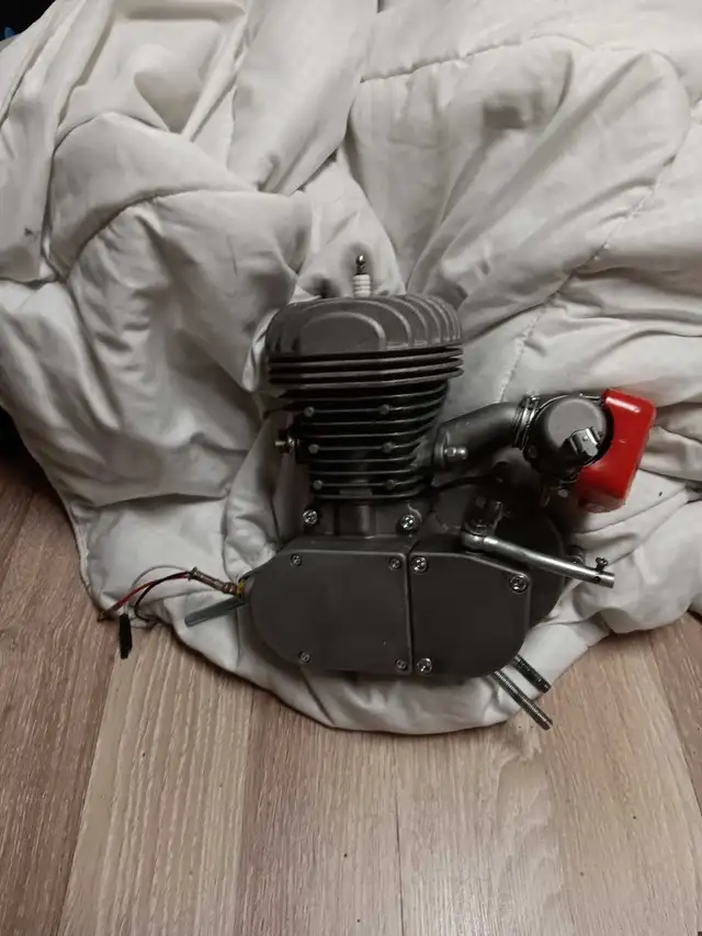 Motor four bike in Motorcycle Parts & Accessories in Edmonton - Image 3