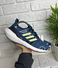 Running shoes Adidas Ultraboost 22 Light M Men's size 8 new 