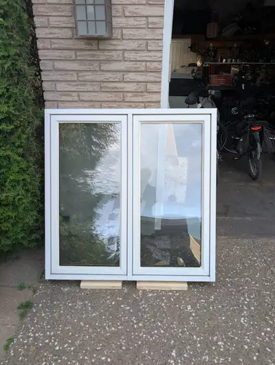 Fenêtre en cèdre, View more