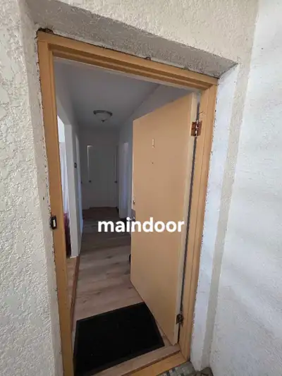 Lease Transfer – 4 ½ Apartment in Québec City – Incentive Offered Hello everyone! I am looking for s...