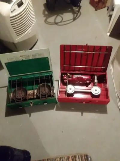 poele nafta et au gaz 40$ chaque tel 819 536 5362, View more