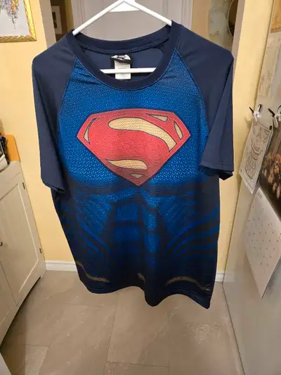 nice light large Superman T-shirt , View more