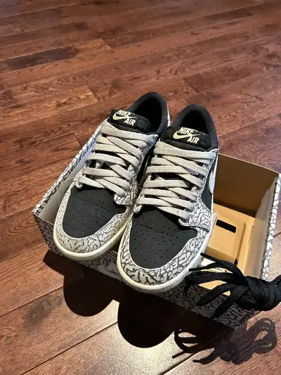 Women’s Nike Air Jordan 1 Retro Low OG OBO, View more