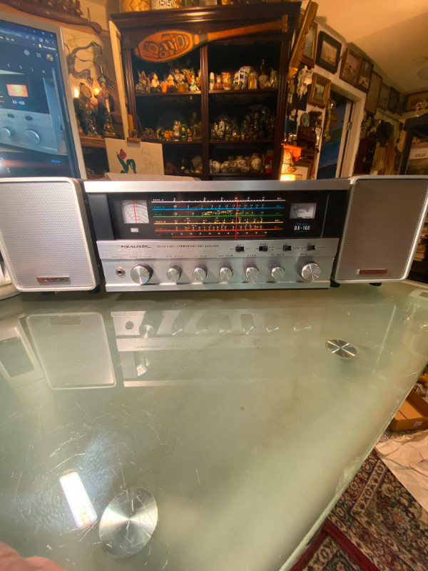 REALISTIC SX-160 Shortwave Ham Radio 2 Speakers in General Electronics in Vancouver - Image 3