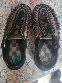 KEEN-UNEEK" Mens Classic Two Cord Sandals Black/Dark Olive -NEW