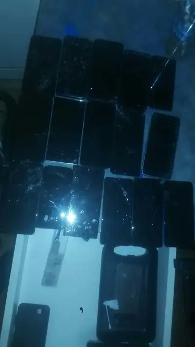 I am offering a large lot of assorted mobile phones for parts or repair. Please note that these item...