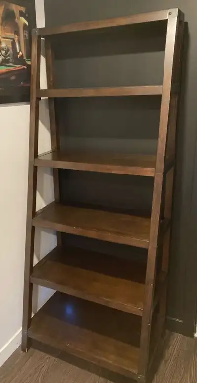 Bibliothèque / Étagère échelle en bois brun - 5 niveaux - 70.5", View more