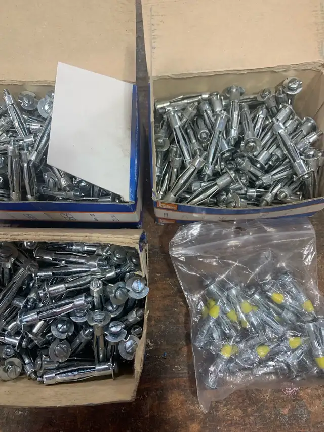 Concrete and drywall anchors  in Hardware, Nails & Screws in St. Albert - Image 4
