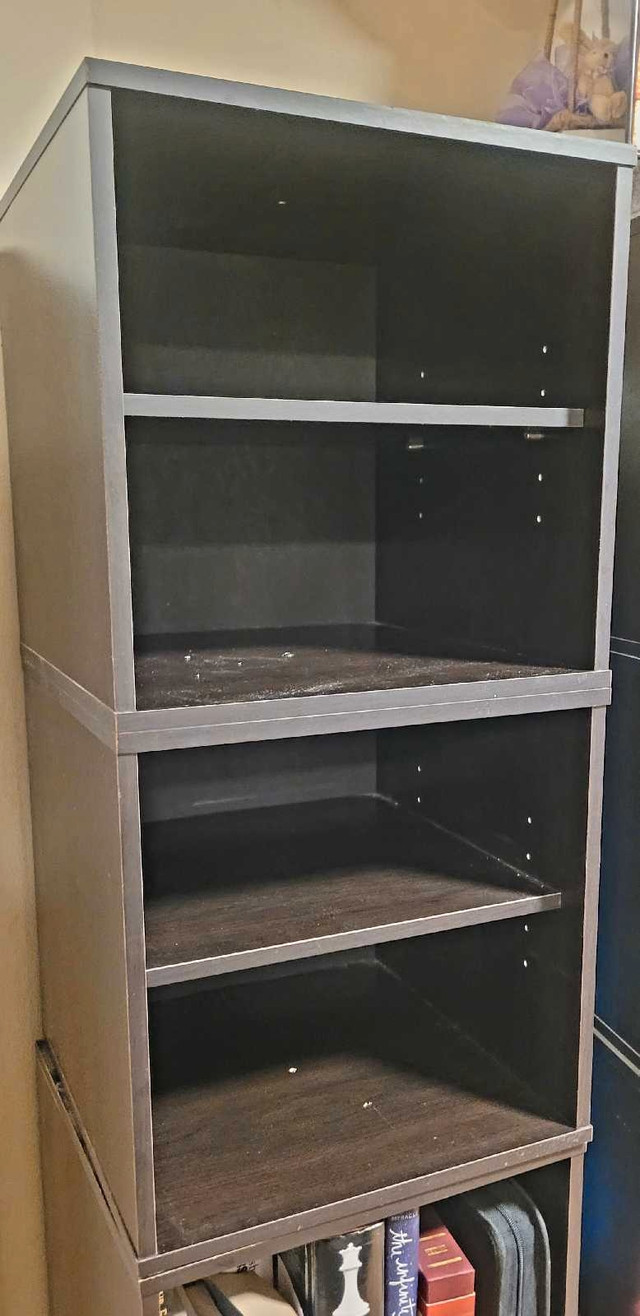 Bookshelf 4 shelves in Bookcases & Shelving Units in City of Toronto - Image 3