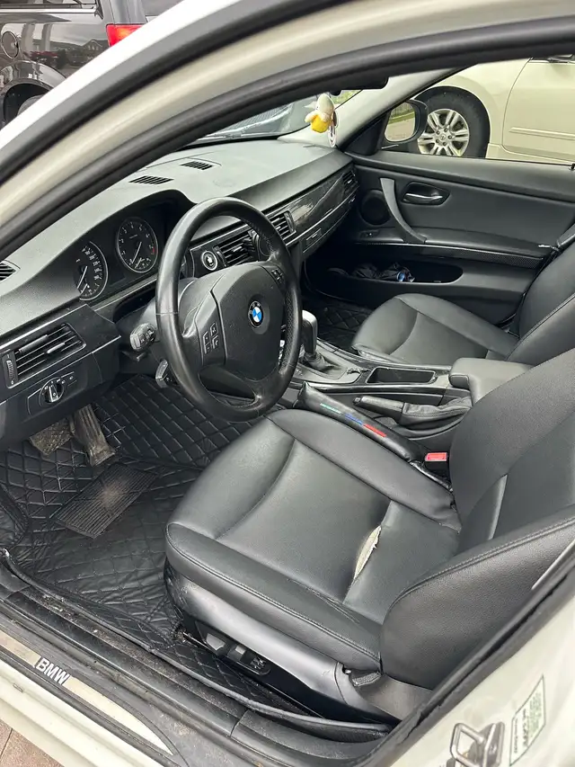 BMW 328i XDrive  in Cars & Trucks in Oakville / Halton Region - Image 6