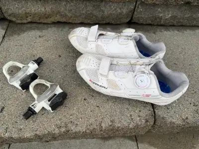 Pédales look et souliers de vélo 6.5 Louis Garneau femme, View more