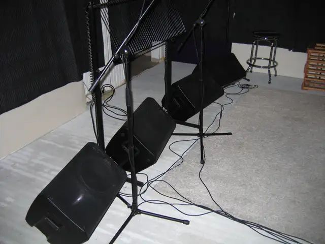 Full QSC K System in Pro Audio & Recording Equipment in City of Toronto - Image 2