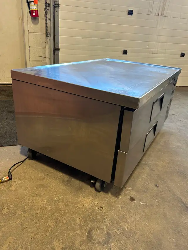True Used Commercial Restaurant Chef Base Refrigerated 2 Drawer in Other in Calgary - Image 6