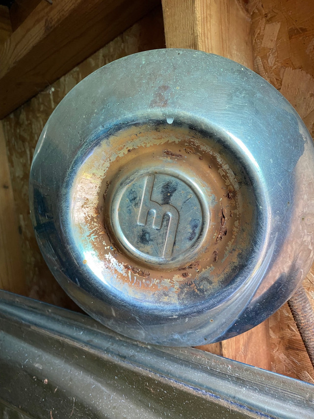 vintage Gmc, chevy, pontiac, truck hub caps in Other in Thunder Bay - Image 4