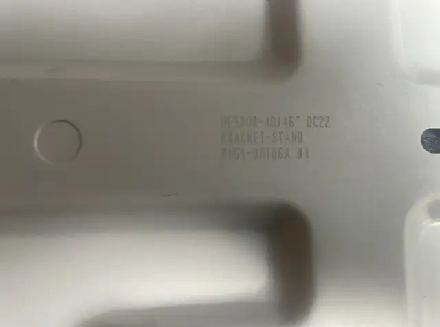 support à télévision écran plat 40 & 46 pouces in Video & TV Accessories in Québec City - Image 6