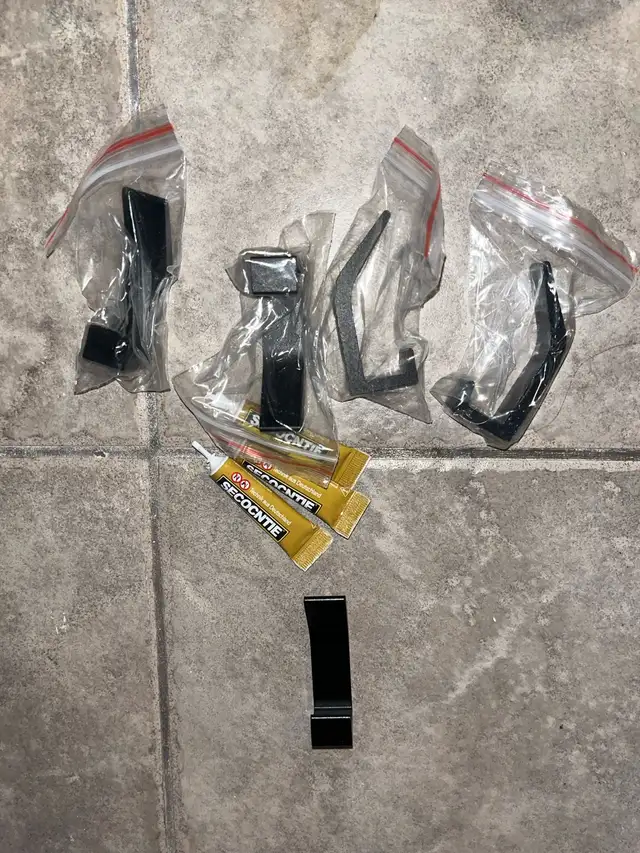  Wall Hooks - no tools required 419781828894402561
