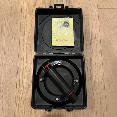 LIKE NEW - 8” zuos suction cup, View more