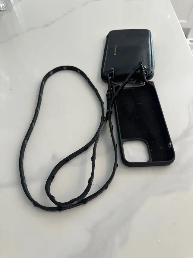 Bandolier Set For Phone and Wallet, only $125! in Bags & Luggage in Markham / York Region - Image 3