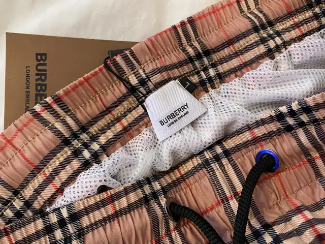 Burberry Mens Shorts Brand New w Tags in Men's in City of Toronto - Image 3
