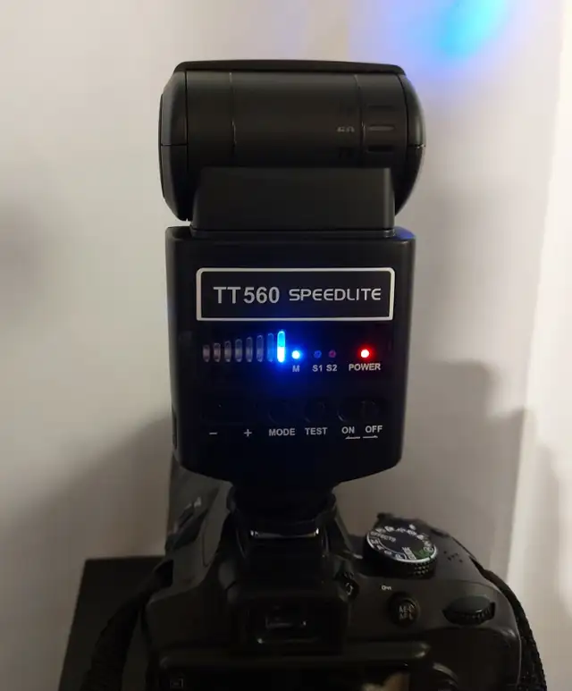 NEEWER TT560 Flash Speedlight with M/S1/S2 Mode, Universal fit62864744351617123