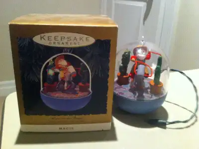 Hallmark - Vintage Home on The Range (1993) Animated Ornament, View more