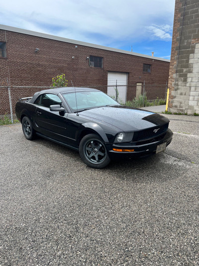 2006 FORD MUSTANG CONVERTIBLE 