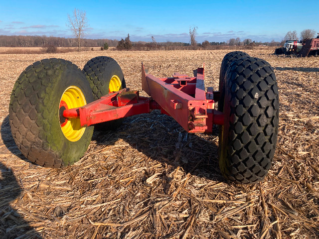 Off road tandem axles in Farming Equipment in Chatham-Kent - Image 2