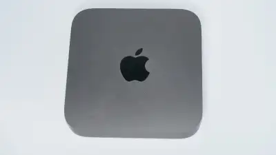 Français/English Apple 2018 Mac Mini A1933 EMC3213 Core i5 8500B 3.0GHz 6 Cores 8GB DDR4 RAM (User U...