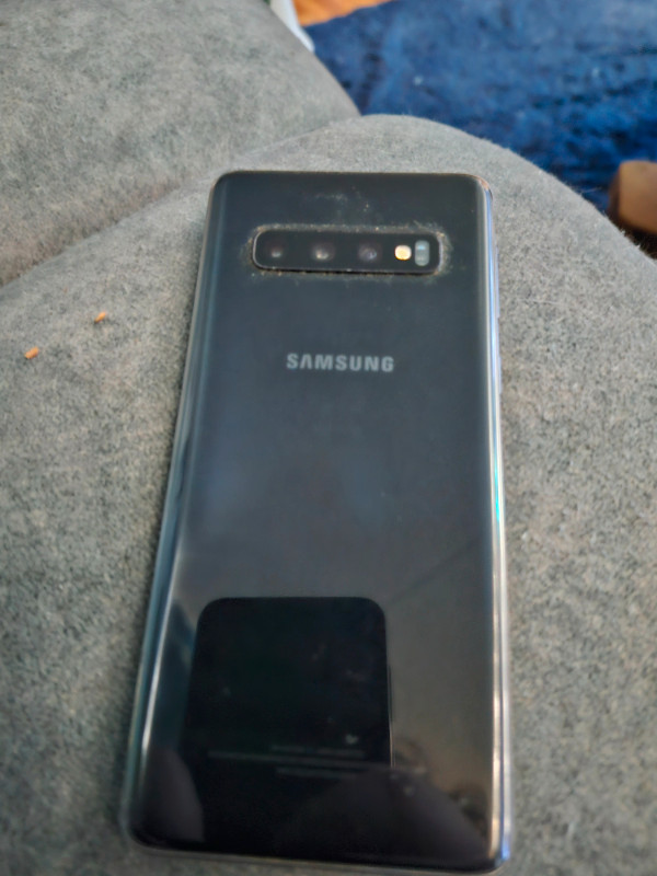 Samsung s10 128Gb with case in General Electronics in Kingston