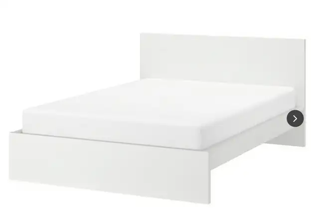 Chambre à coucher IKEA in Beds & Mattresses in City of Montréal - Image 2