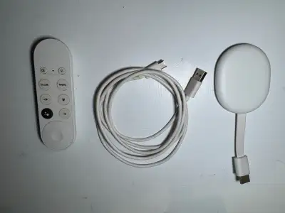 Google Chromecast with Google TV (4K), Model GZRNL Like New, View more