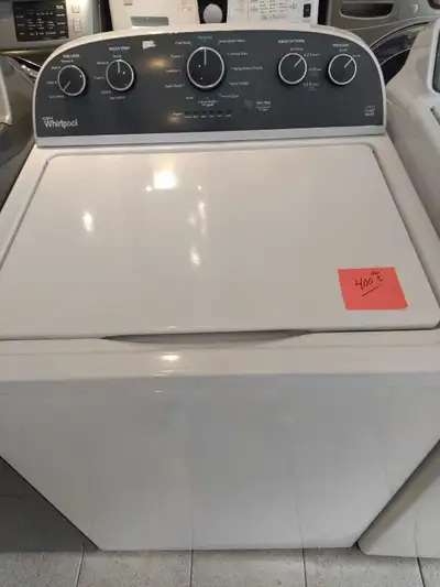 Je vends une laveuse Whirlpool fiable et efficace, parfaite pour les besoins de lessive de votre fam...