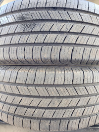 Two Michelin Defender 225/65R17