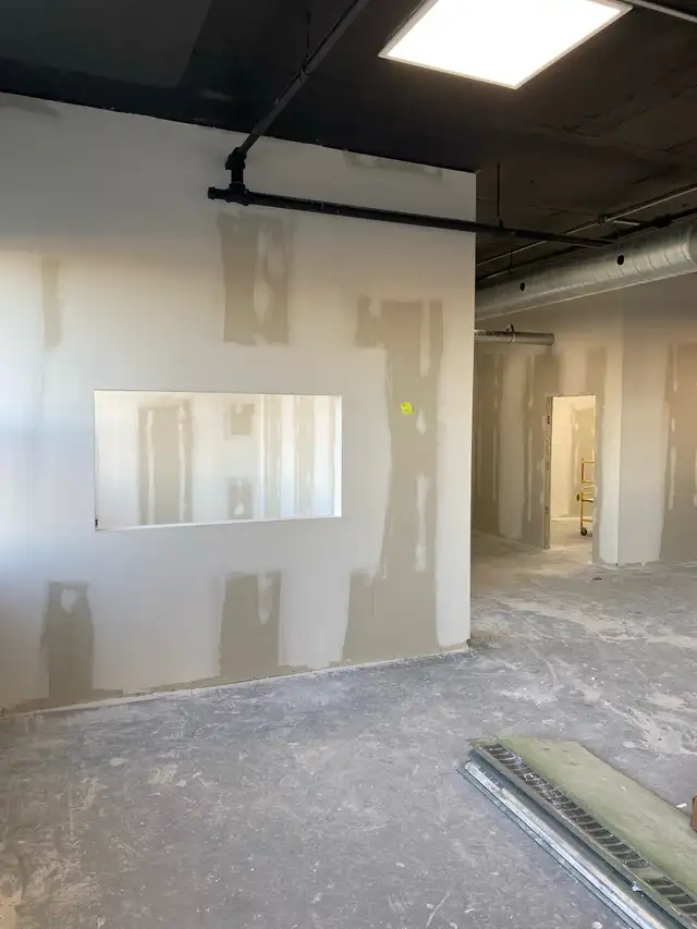 PLASTERER, GROUTER62863710962946121