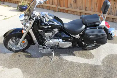 2013 C50 Boulevard 805cc, liquid-cooled, SOHC, 4-valve-per-cylinder, 45-degree V-Twin engine, pull b...