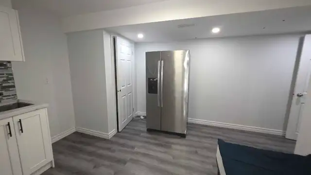 Bachelor Studio $900 in Long Term Rentals in Oshawa / Durham Region - Image 3