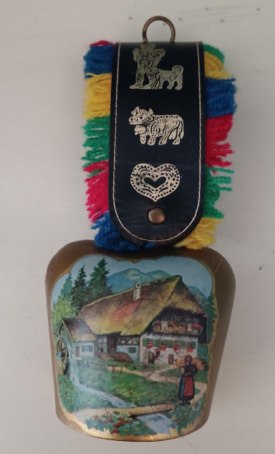 Vintage Swiss Alpine Painted Chalet Cow Bell with Fringed Strap in Arts & Collectibles in Markham / York Region - Image 3