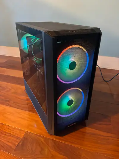 I built a new PC, and I am selling my old one. It's a great PC for gaming at an HD (1920x1080) resol...