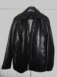 MEN'S CLASSIC BLACK LEATHER JACKET [Retailed $250]