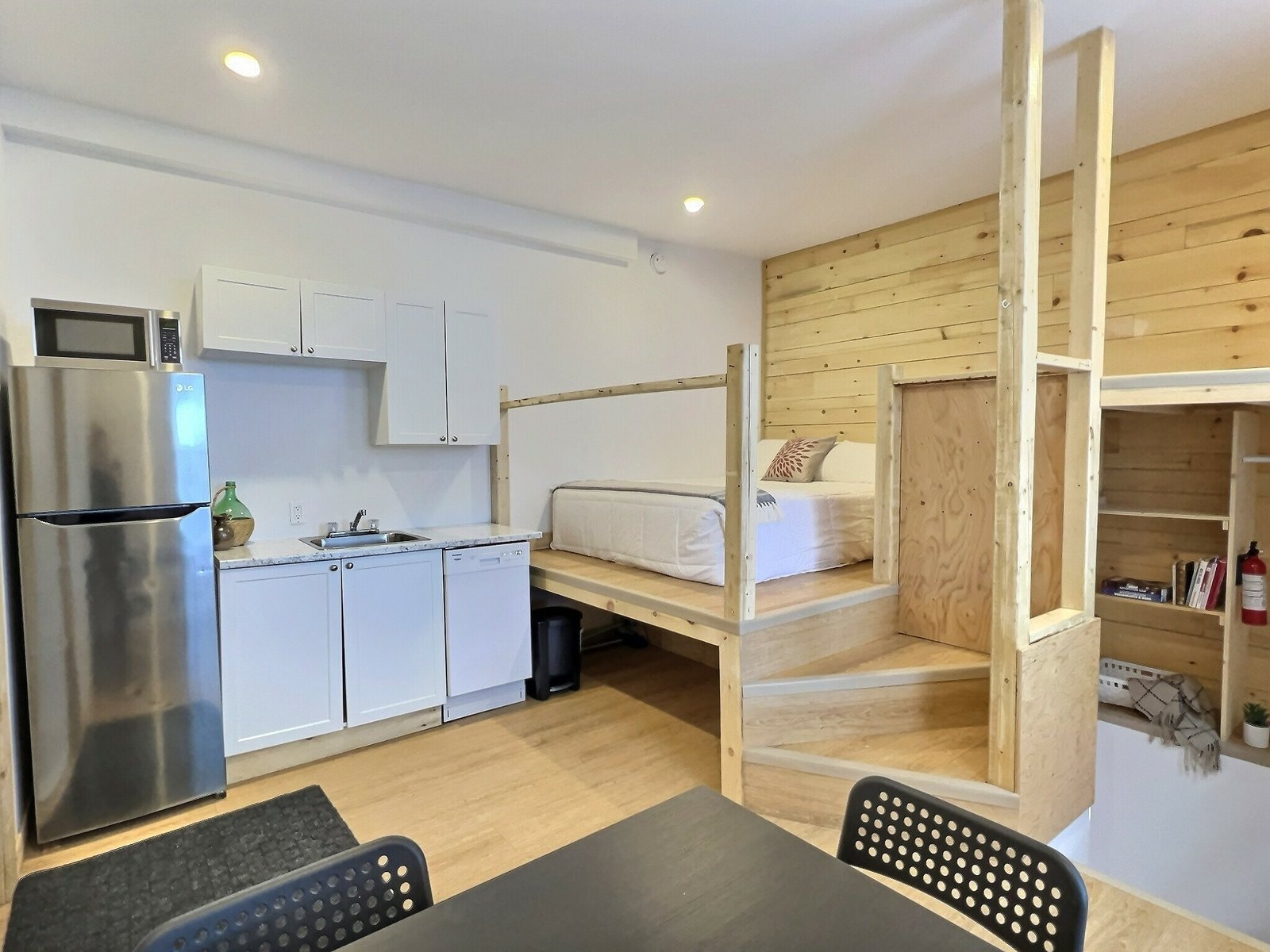 Studio en colocation – Meublé, tout inclus – 850$/mois — photo 3