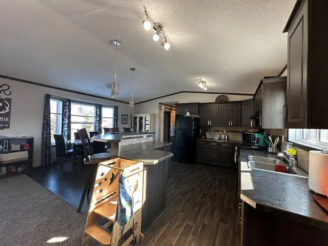 HOUSE FOR SALE FLAXCOMBE SK in Houses for Sale in Saskatoon - Image 19