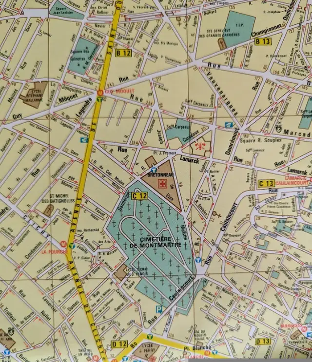 Paris Street Directory and Michelin Map.546596661862092801