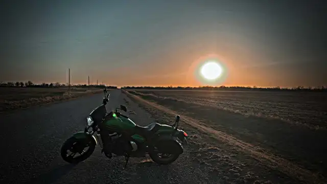 2015 Kawasaki Vulcan 650s in Street, Cruisers & Choppers in Winnipeg - Image 4