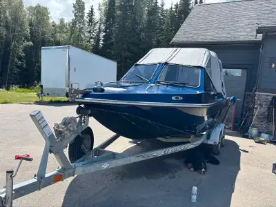 21 foot 2004 omineca custom weld aluminum jet boat. Only 136 hours total run time. ORIGINAL EQUIPMEN...