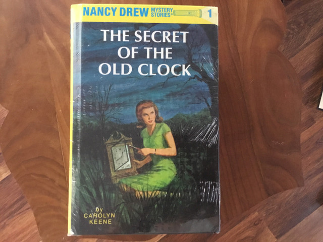 Nancy Drew Flashlight Series Books 1 -6 by Carolyn Keene in orig in Children & Young Adult in Markham / York Region - Image 4