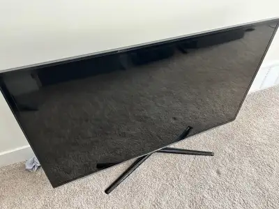 Samsung 46" TV LED, View more