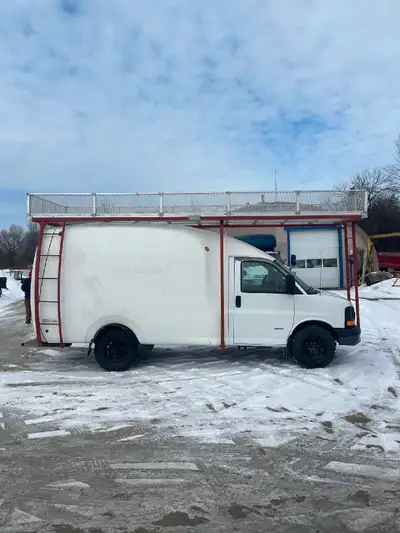 ...Excellent condition 2500 express duramax diesel van... ...Just completed full break service and e...