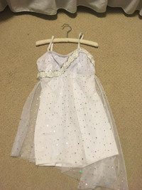 Pretty white dance outfit - size LC - ages 11-13 years