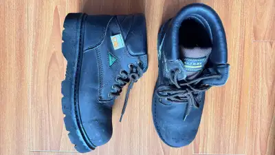 Men's safety shoes, size 7, $40, View more