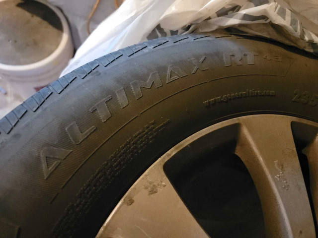 General Altimax RT 43 - 235/65 R 17 (×4) in Tires & Rims in Oakville / Halton Region